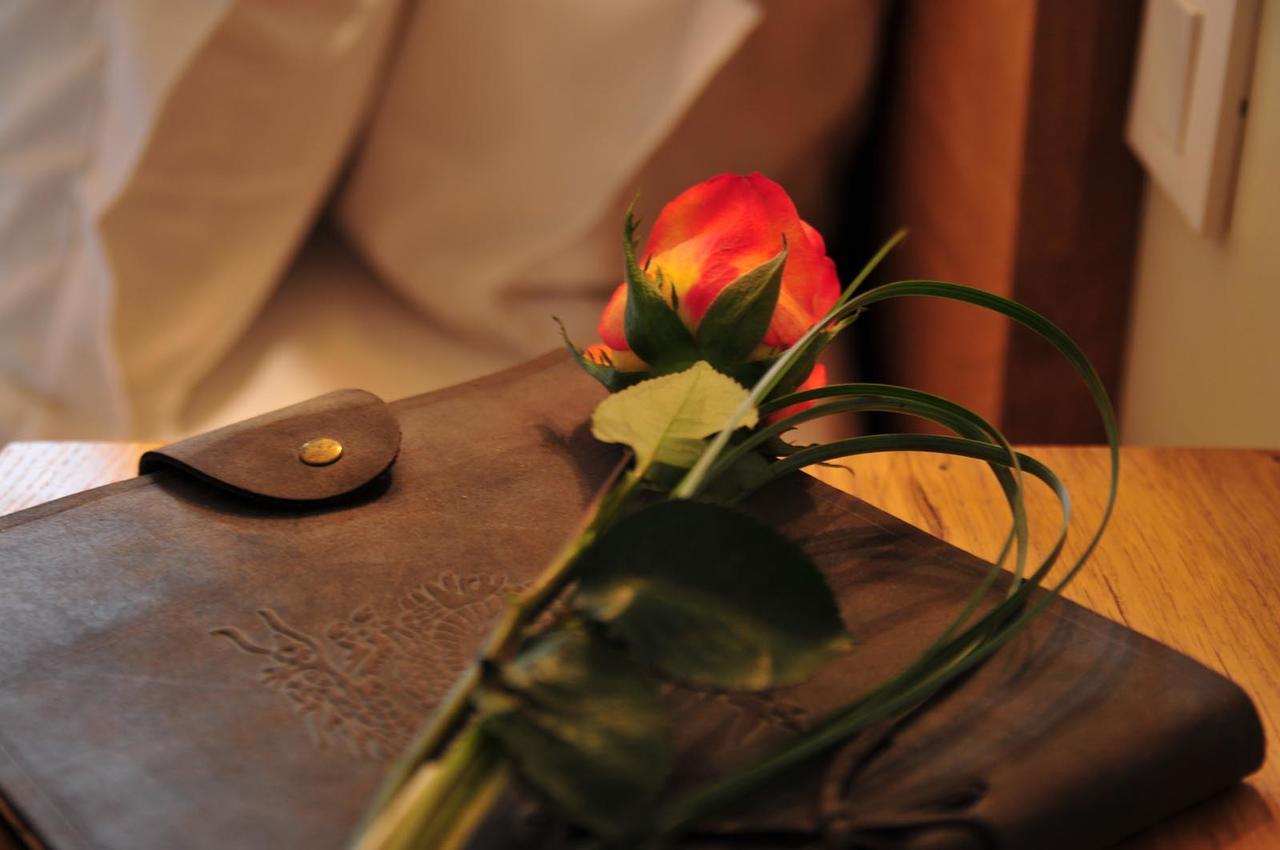 Les Glycines Vezelay Hotel ภายนอก รูปภาพ